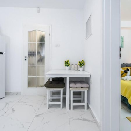 Monza-Apartment Bukarest Kültér fotó